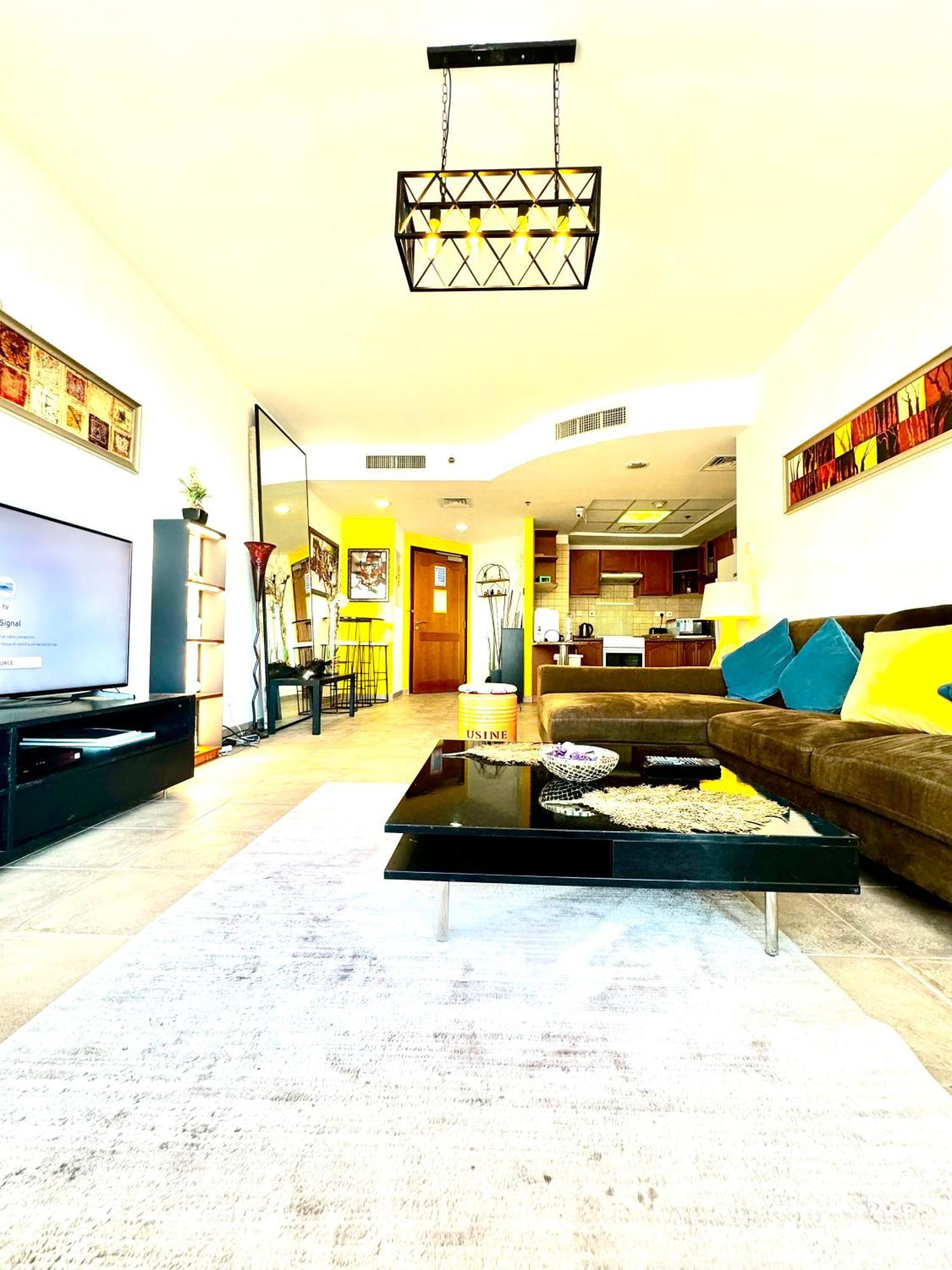 Travelers Backpackers Apartment Dubai Exterior photo